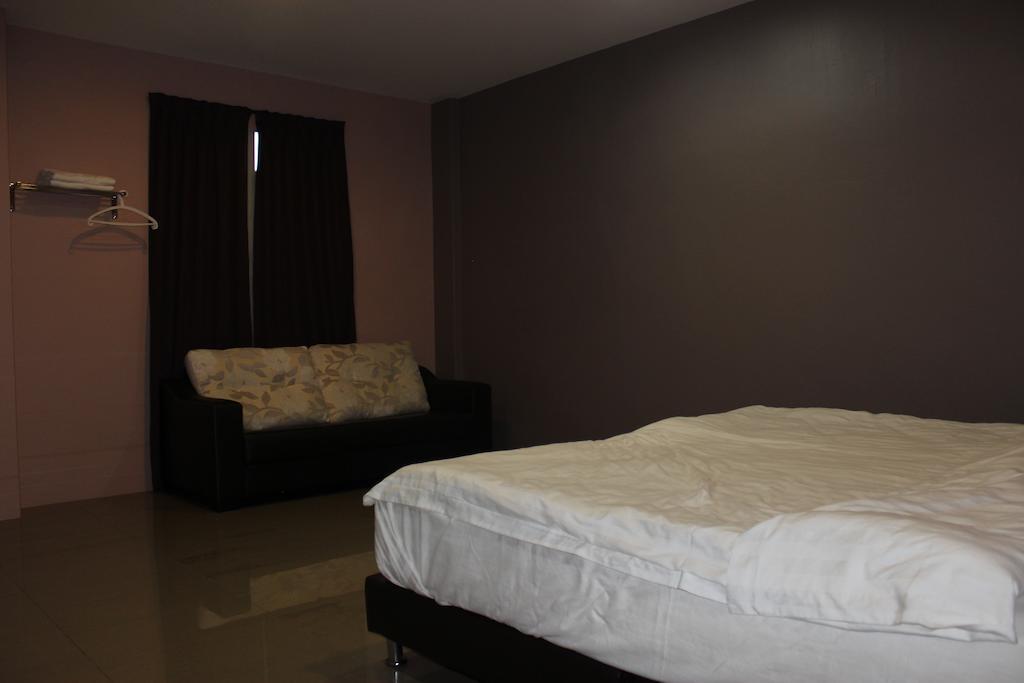 Inn Hotel Teluk Intan Cameră foto